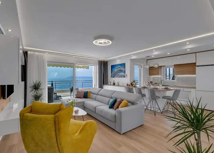 Luxury Penthouse - Big Blue Tučepi